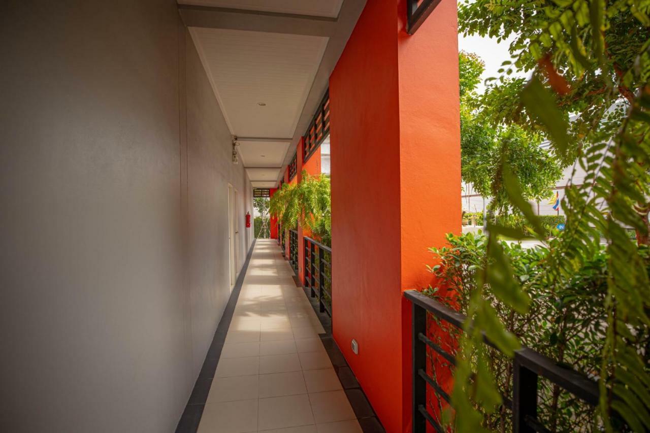 Smart Hotel Ban Lam Luk Ka Extérieur photo